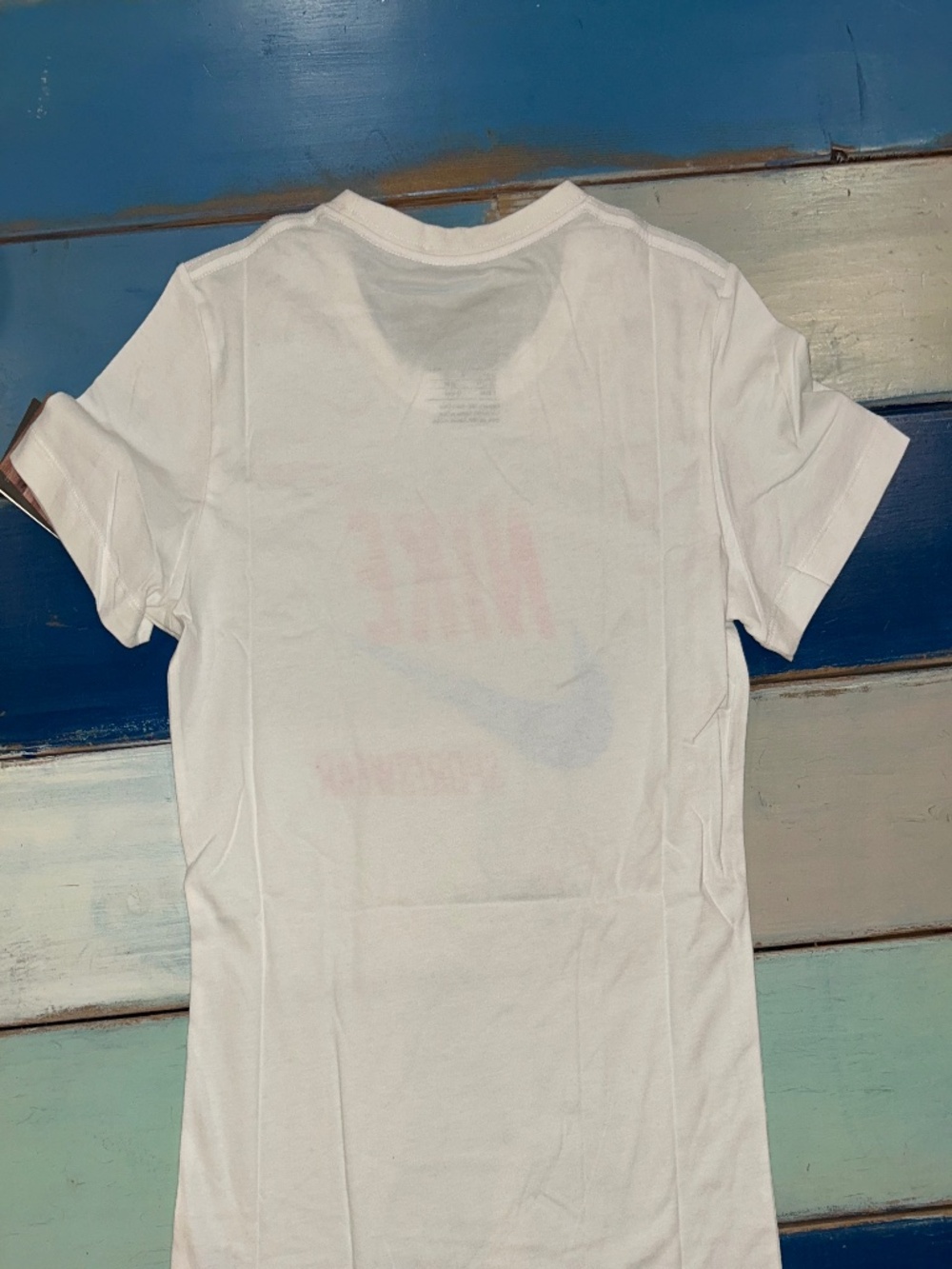 Nike Sportswear Logo T-Shirt Women's Medium White Short Sleeve Graphic Tee NWT - Picture 5 of 5
